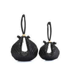 ❤️재고정리❤️ 보테가베네타 턴 스몰/미듐 