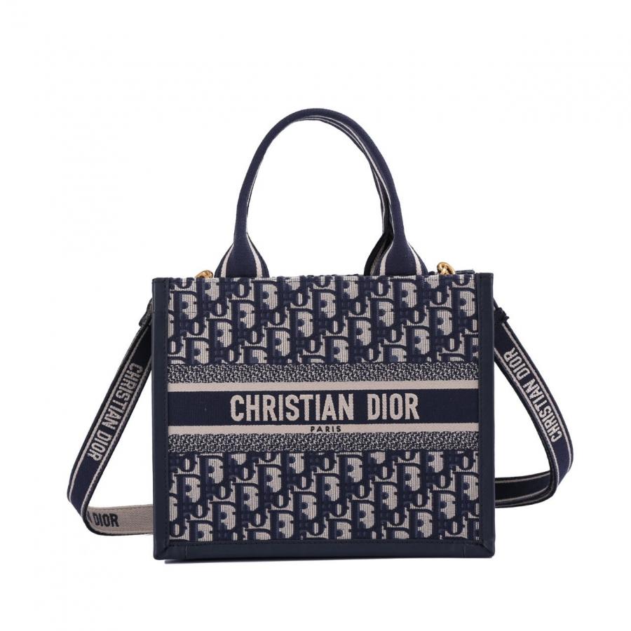 디올 북토트백 스몰 스트랩 버전 (국내배송)