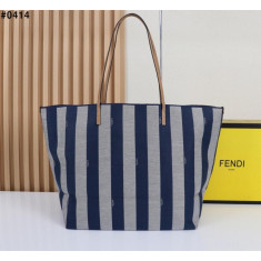 펜디 리버시블 롤(Roll) 라지 쇼퍼백 (국내배송)