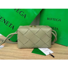 보테가베네타 카메라백 루프백 스몰