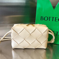 보테가베네타 카메라백 루프백 스몰