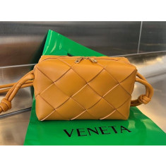 보테가베네타 카메라백 루프백 스몰