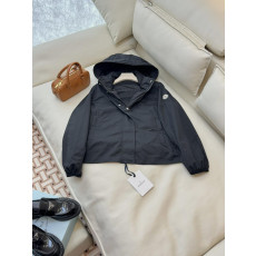 몽클레어 여성 바람막이 graie 