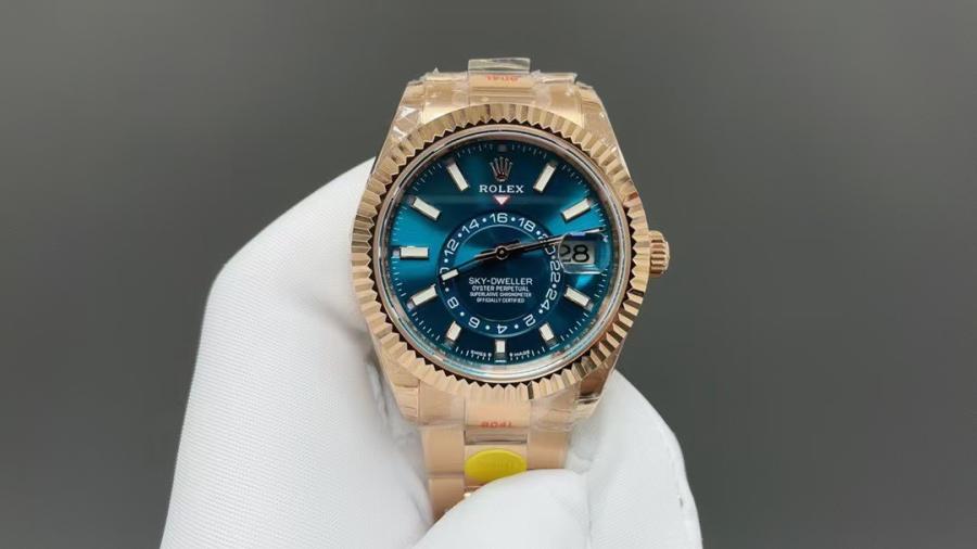 롤렉스 스카이드웰러 42mm 에버로즈 골드