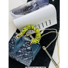 디올 미차 트윌리 방도