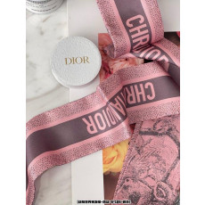 디올 미차 트윌리 방도