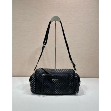 프라다 스터드 리나일론 숄더백 1BC236