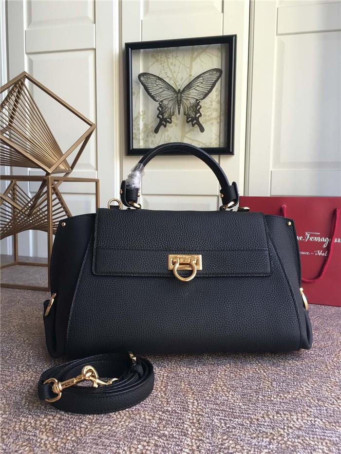 페라가모 소피아 토트&숄더백 GG 21F606