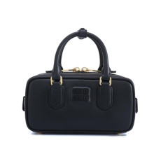 미우미우 아르카디 토트백 22cm (국내배송)