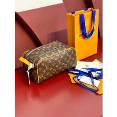 루이비통 락커 돕 키트 파우치백