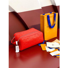 루이비통 락커 돕 키트 파우치백