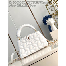 루이비통 카퓌신 미니