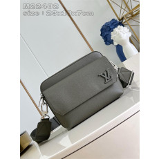 루이비통 패스트라인 메신저 크로스백