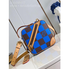 루이비통 체스 메신저백