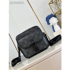 루이비통 겟어웨이 토뤼옹 메신저백 M12518