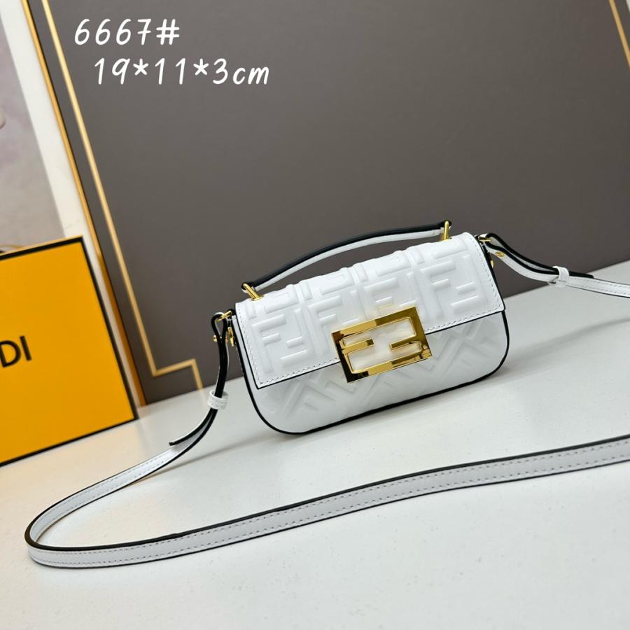 펜디 바게트백 [화이트]