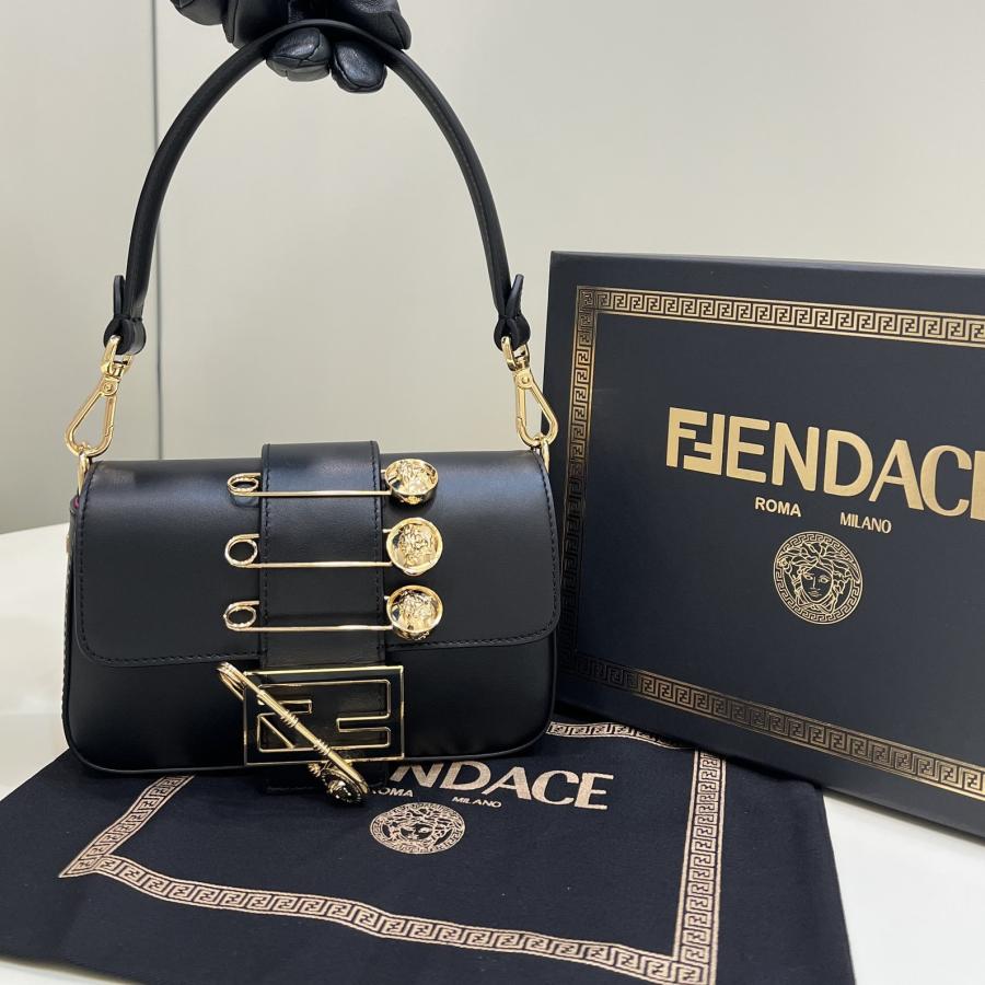 펜디 X 베르사체 바게트백 스몰
