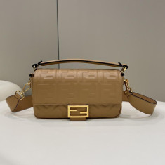 펜디 레더 바게트백