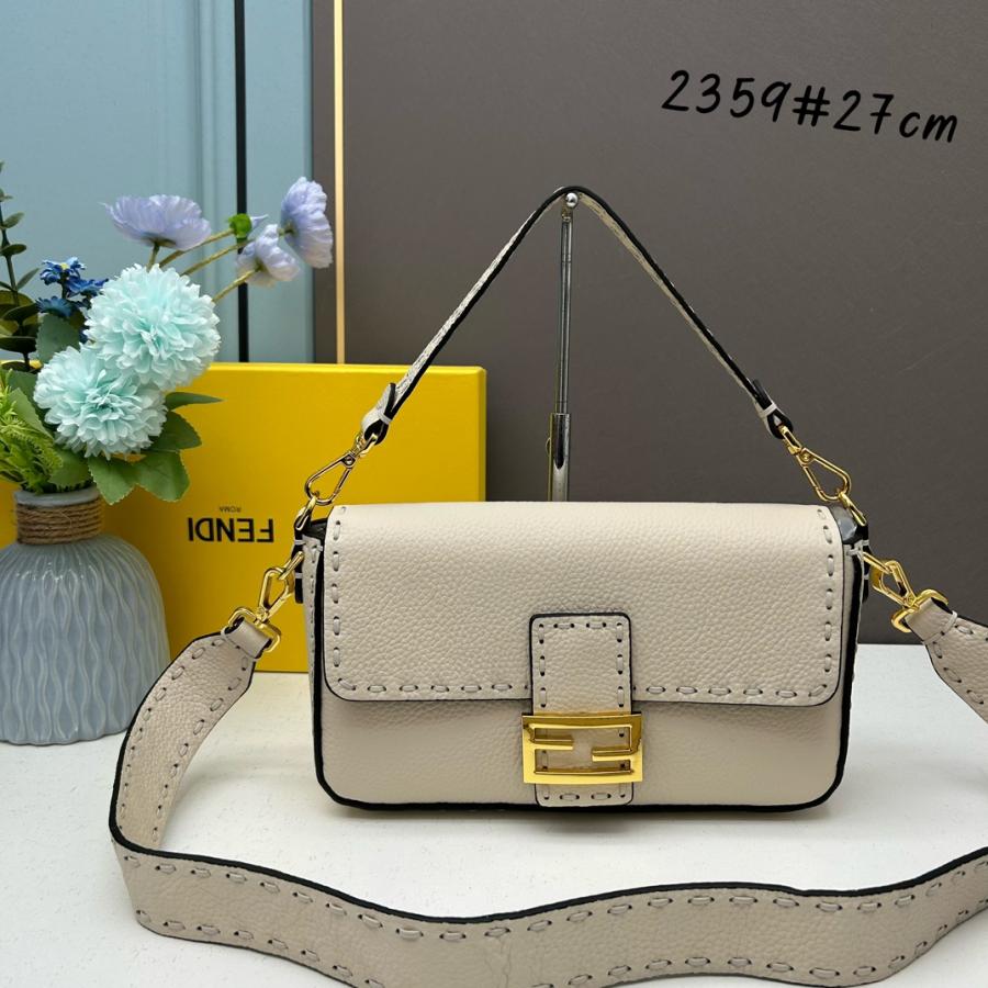 펜디 오버 탑스티치 셀러리아 바게트백