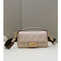 펜디 핑크 FF 캔버스 바게트백 8BR600