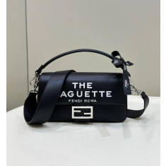 펜디 바게트 폰 파우치 숄더백