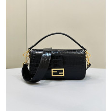 펜디 크로커다일 레더 바게트 백