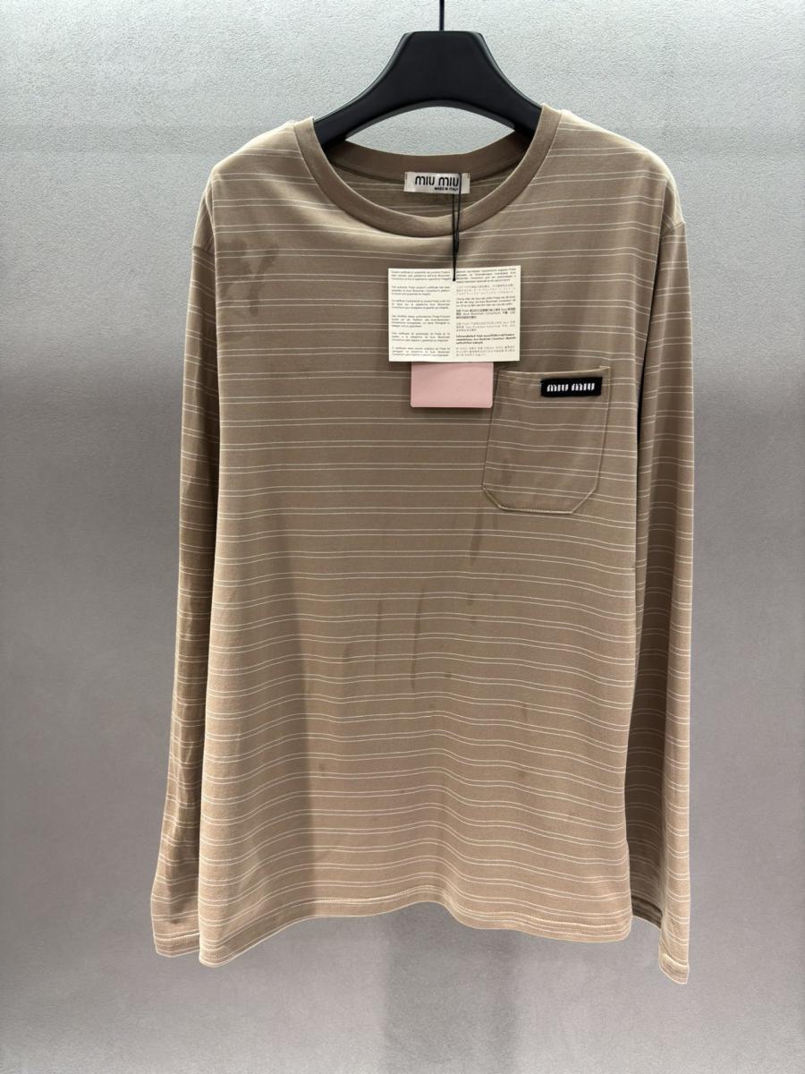 미우미우 티셔츠