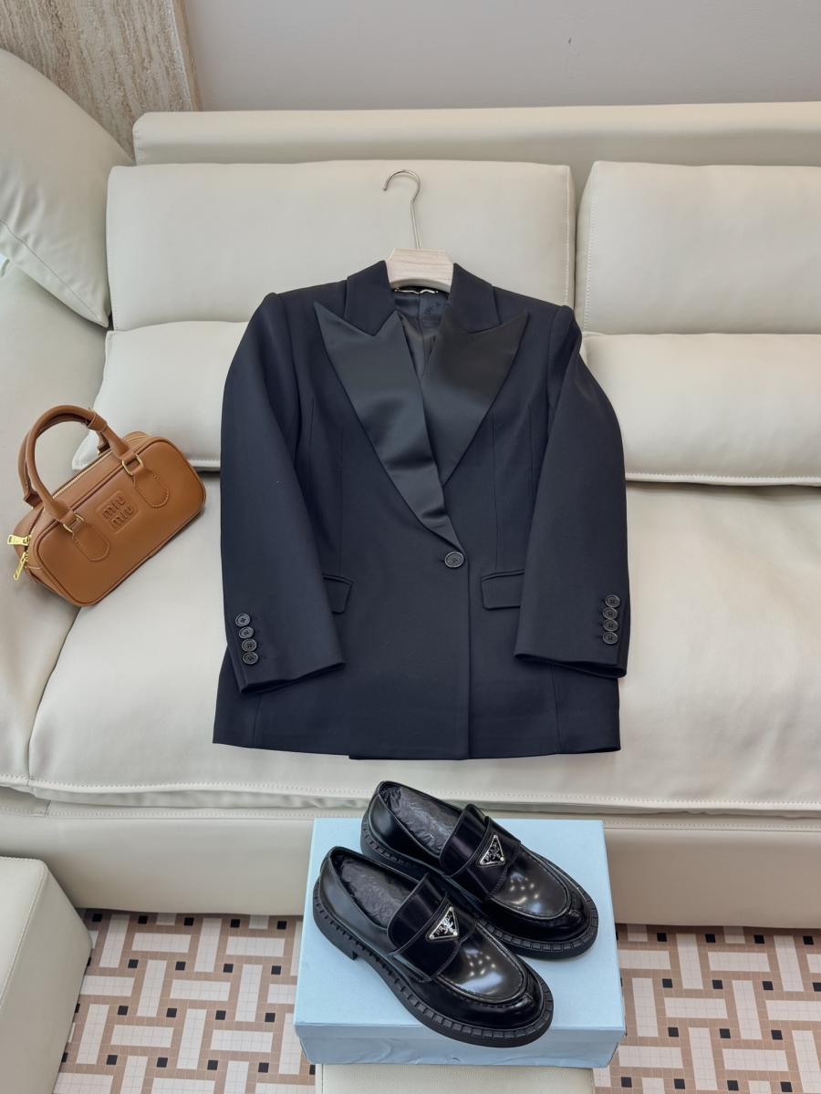 생로랑 여성 자켓