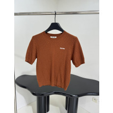 미우미우 티셔츠