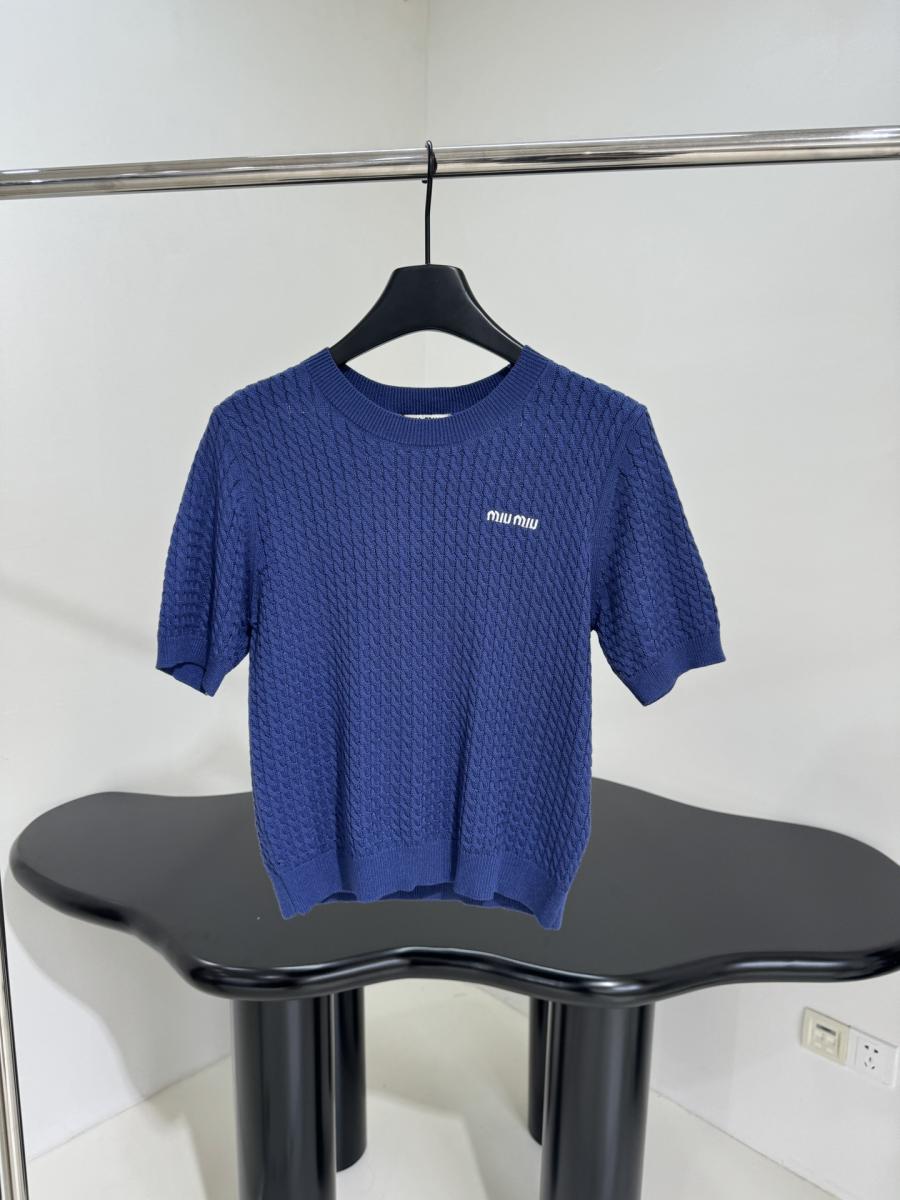 미우미우 티셔츠