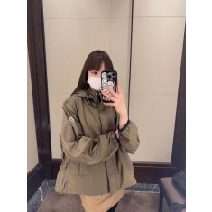 몽클레어 여성 바람막이 graie