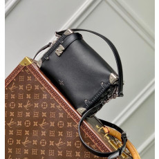 루이비통 사이드 트렁크백 M25160