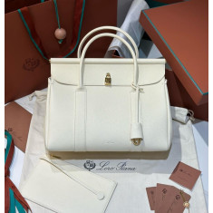 로로피아나 룸백 L25 / L32