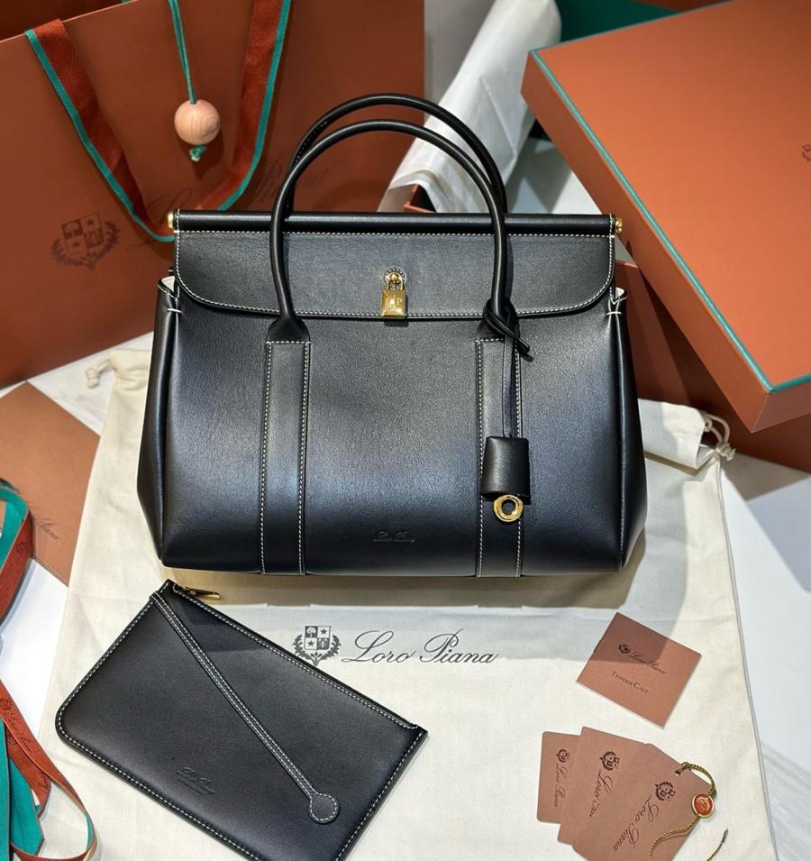 로로피아나 룸백 L25 / L32