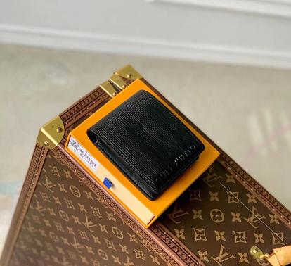 루이비통 멀티플 월릿