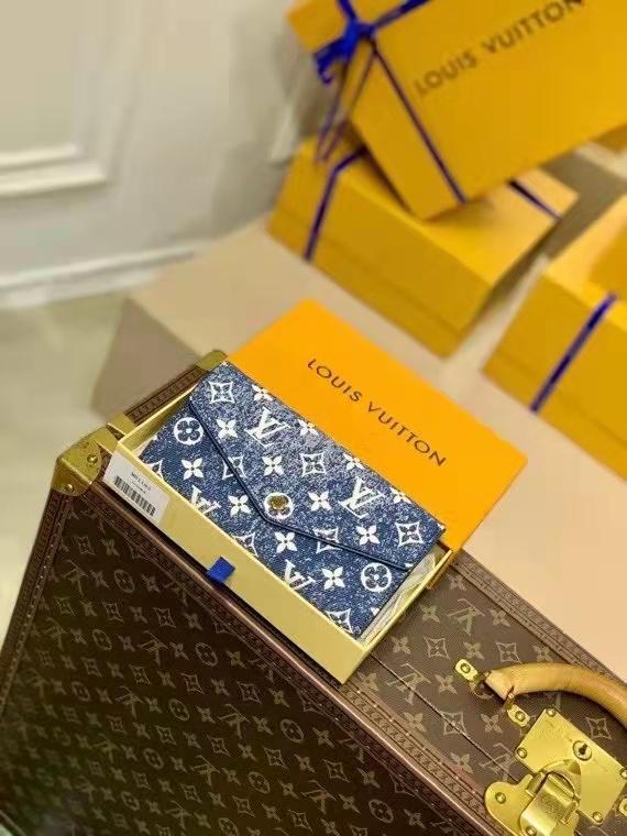 루이비통 세라 월릿