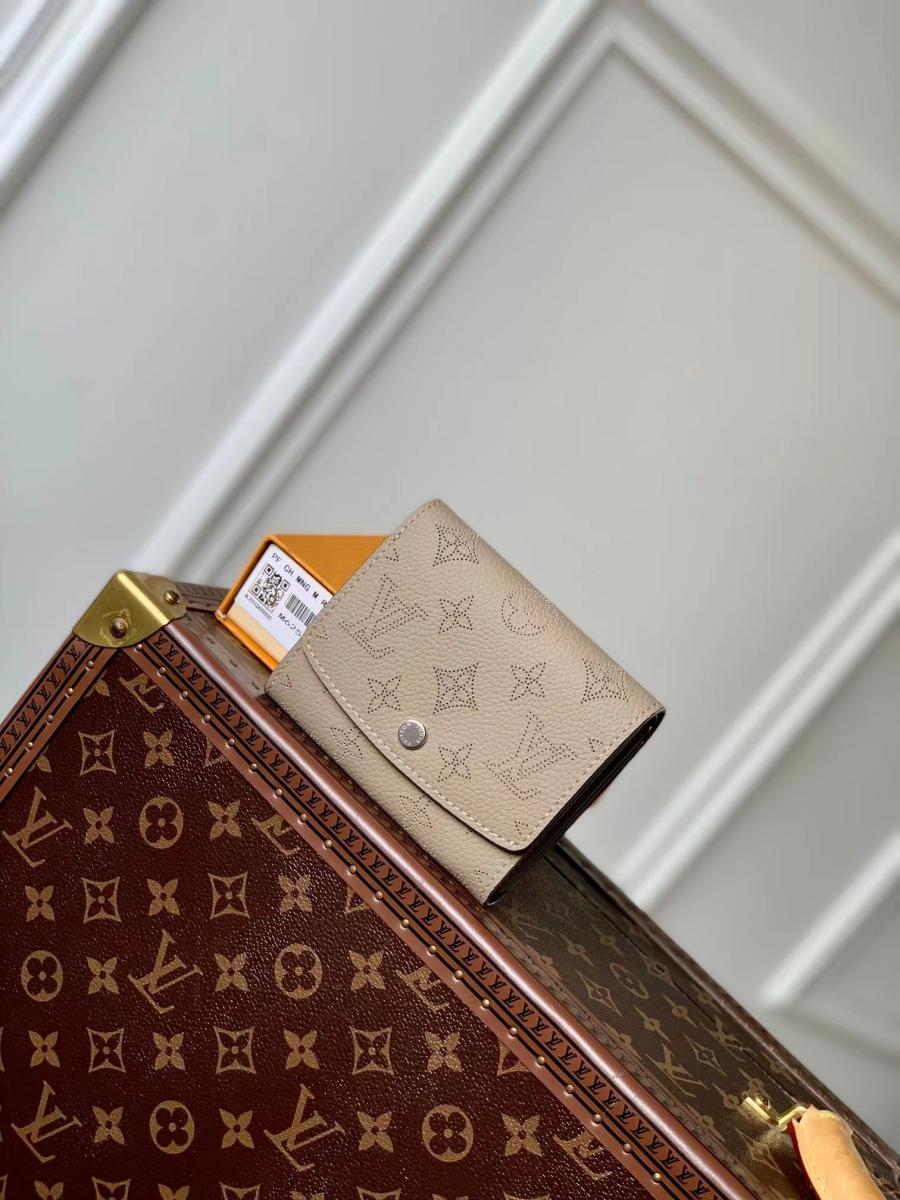 루이비통 아이리스 컴팩트 월릿