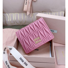 미우미우 마테라쎄 반지갑 5MV204