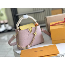 루이비통 카퓌신 미니 21cm