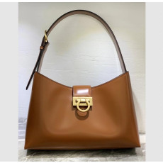 페라가모 트리폴리오 간치니 호보백 30cm