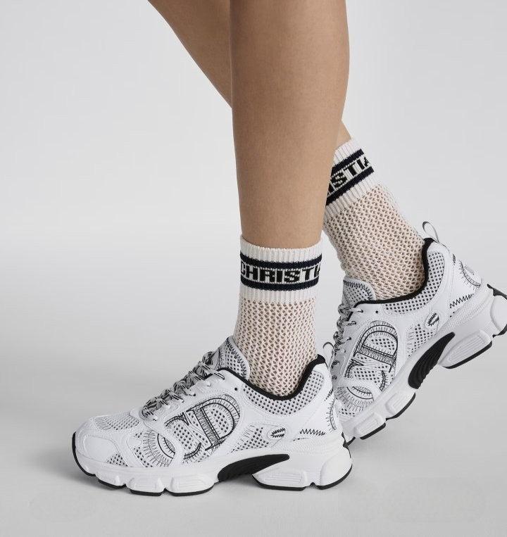 디올 크로노 여성 스니커즈 (국내배송)