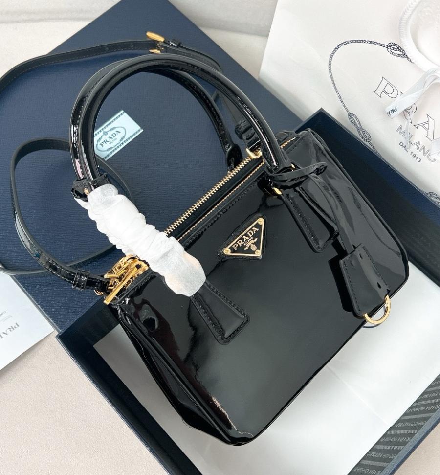 프라다 갤러리아 페이던트 1BA906 탑핸들 미니백
