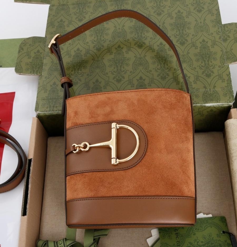 구찌 833660 홀스빗 스웨이드 버킷백