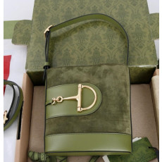 구찌 833660 홀스빗 스웨이드 버킷백