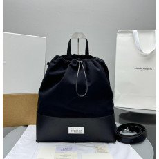 메종마르지엘라 5AC 데일리 미디엄 드로스트링 백팩