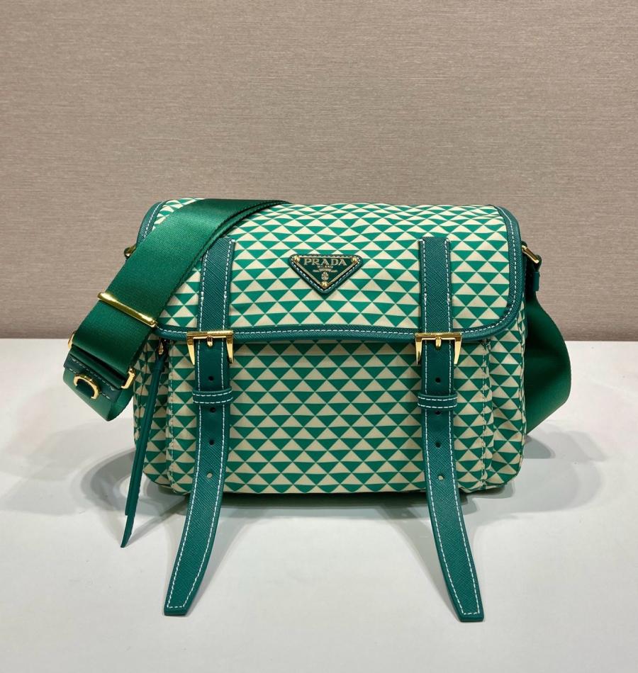 프라다 나일론 심볼 메신저백