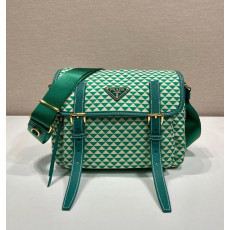 프라다 나일론 심볼 메신저백