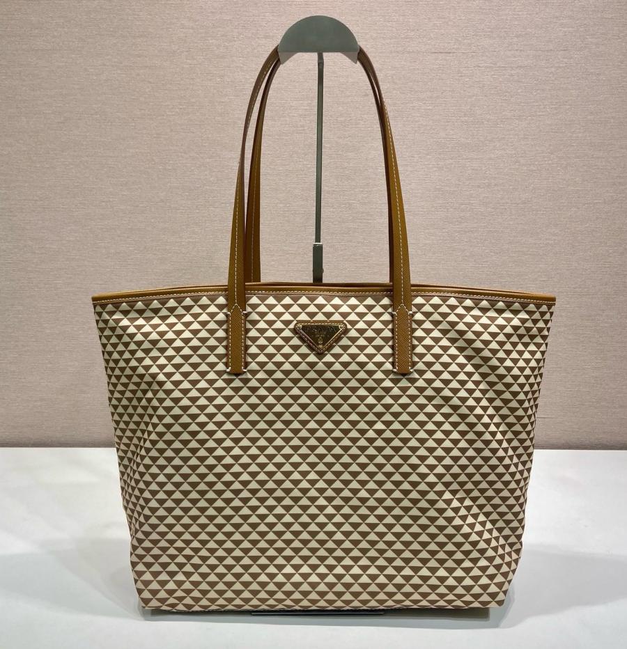 프라다 1BD552 나일론 쇼퍼 숄더백