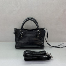 발렌시아가 르시티 미니