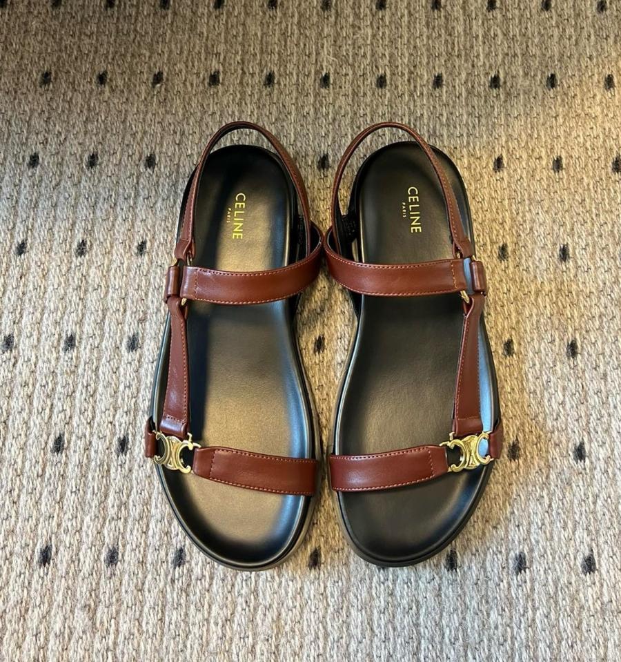 셀린느 모드 트리오페 샌들